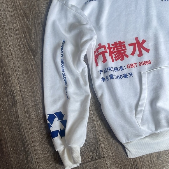 Chinese Lemonade Production Label Graphic Drop Shoulder Hoodie - Picture 3 of 13